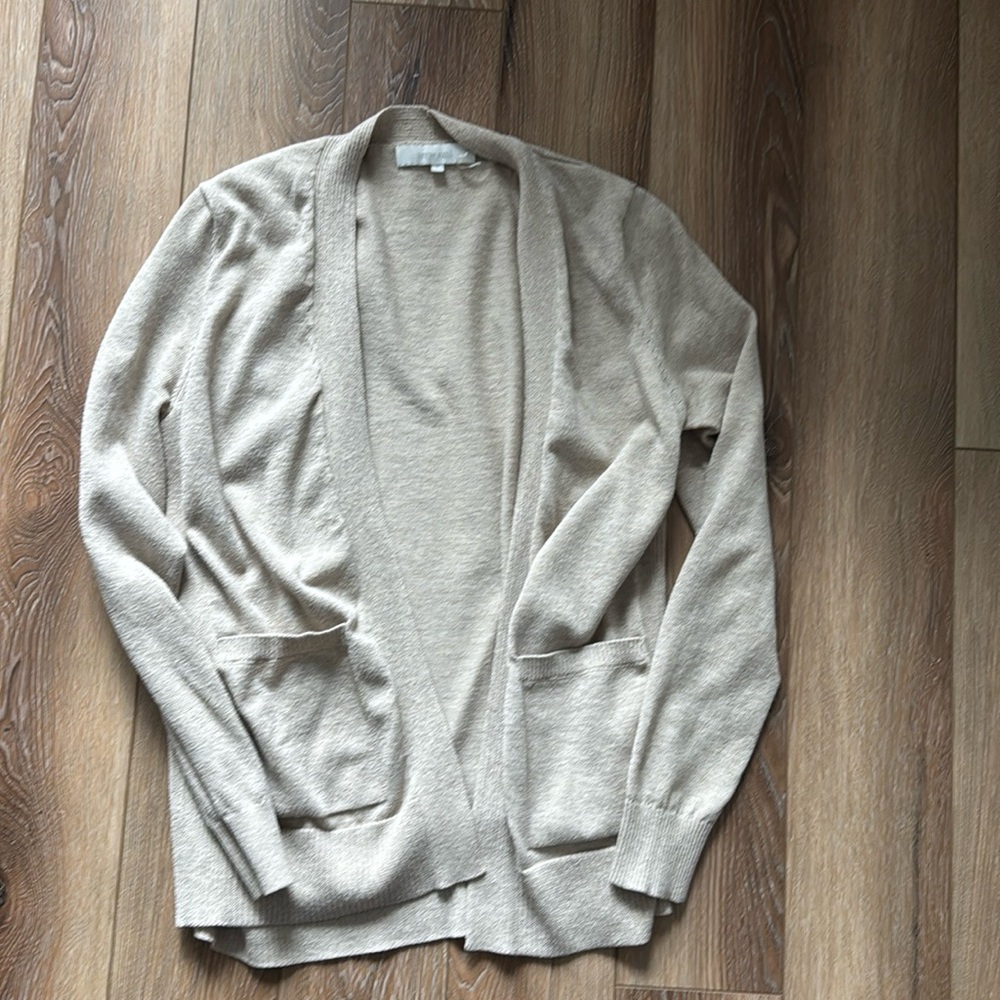 verve ami tan cardigan medium